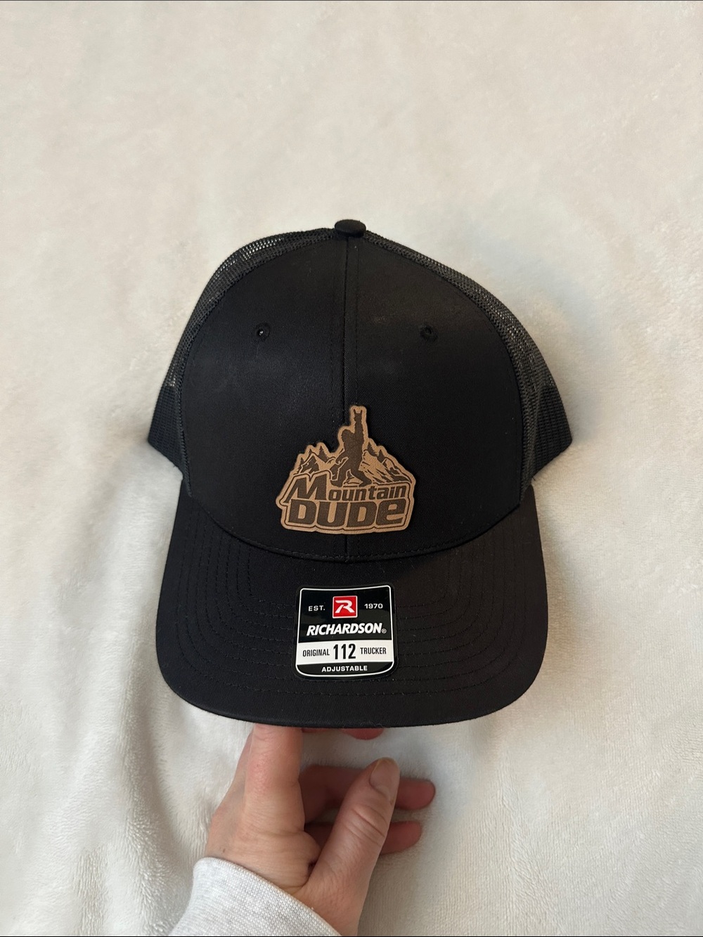 New RICHARDSON Mountain Dude Original Adjustable Mesh Trucker Ball Hat Black Tan
